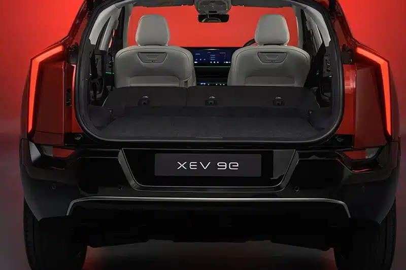 Mahindra XEV 9e Boot space